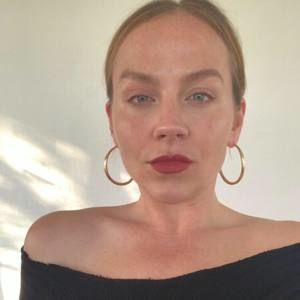 Meet your Posher, Rebekah